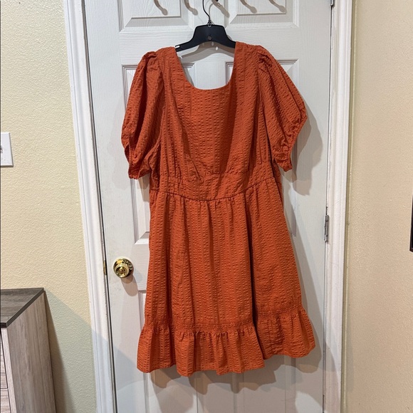 torrid Dresses & Skirts - Torrid Orange Puff Sleeve Dress